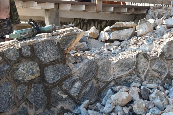 Retaining Wall Demolition in Modesto